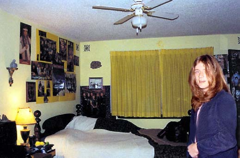 2004-02-27-wrathoflamia-sleepover.jpg