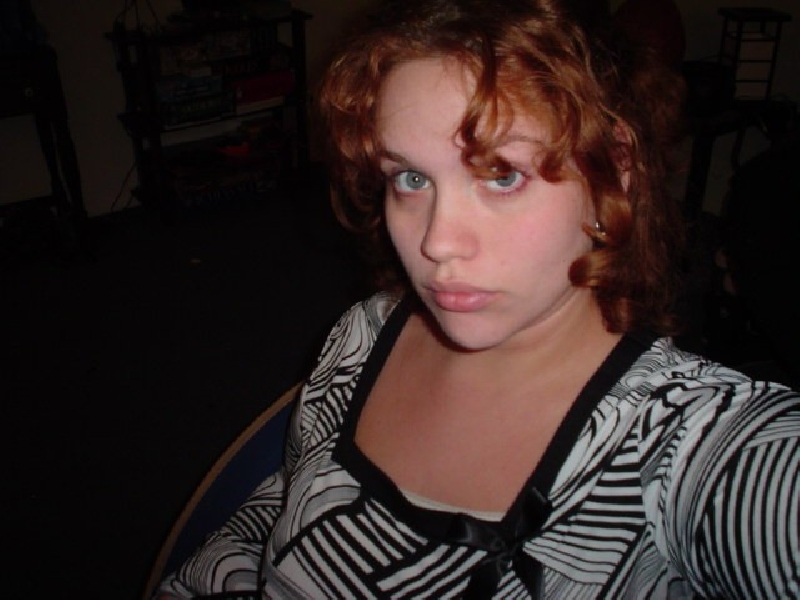 2004-11-06-nicolexanna-front prego shirt.jpg