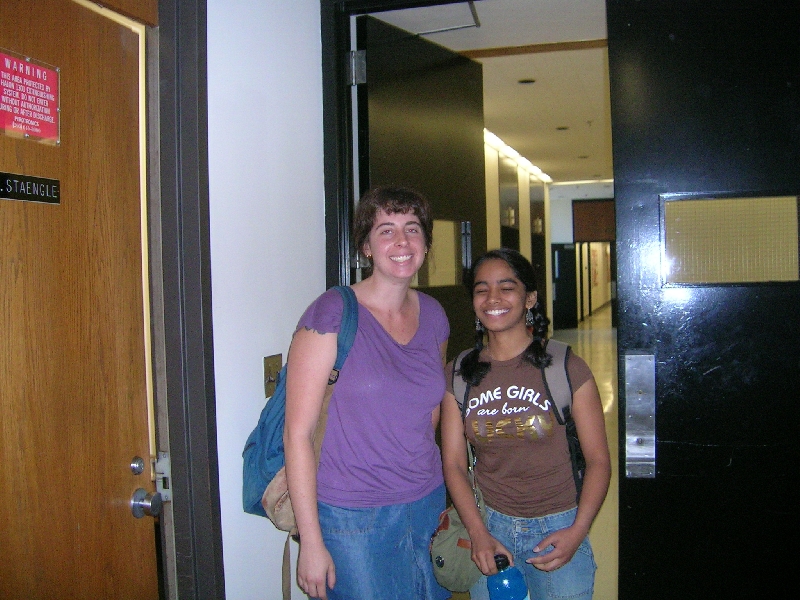 2005-08-04-rj-physics_gals-1.JPG
