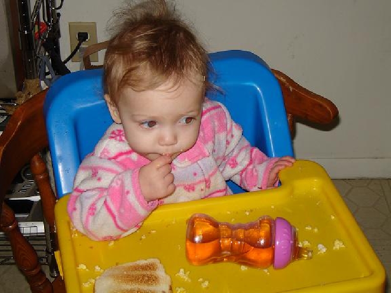 2006-01-22-guest-egg baby.JPG